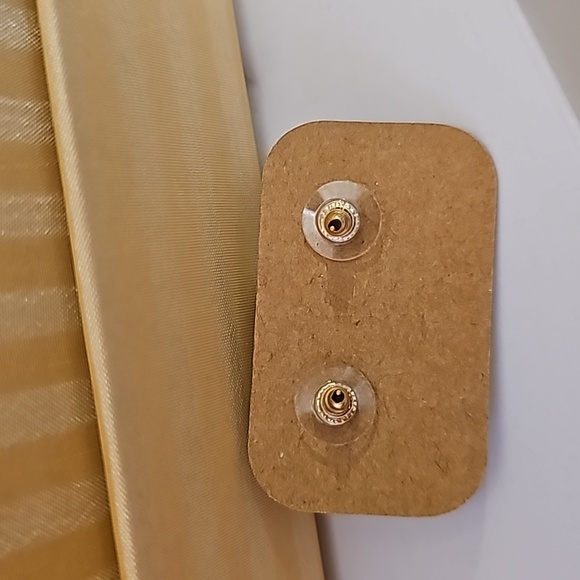 Pearl Rhinestone Bow Earrings NWOT - Picture 2 of 4